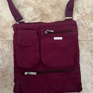 Baggallini crossbody bag